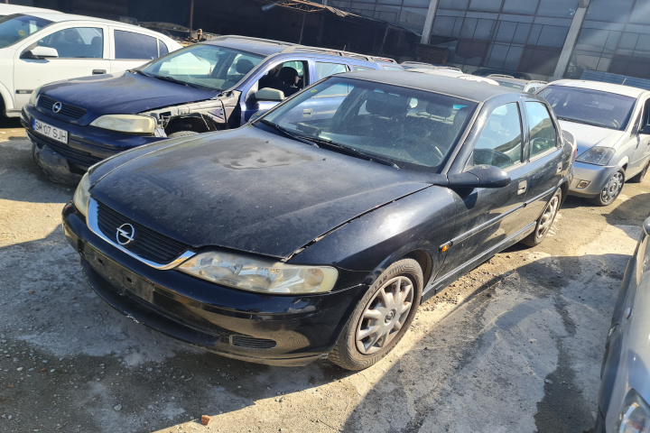 Piese Opel Vectra B [facelift] [1999 - 2002] Sedan 4-usi 1.6 MT (101 hp)