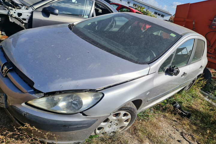 Piese Peugeot 307 [facelift] [2005 - 2008] Hatchback 5-usi 2.0 HDi MT (136 hp)