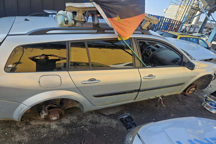 Piese Renault Megane 2 [2002 - 2006] wagon 1.9 dCi MT (120 hp)