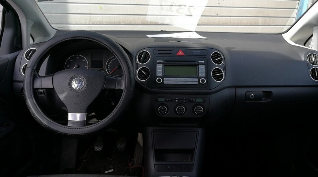 Piese second-hand pentru Volkswagen Golf 5 plus