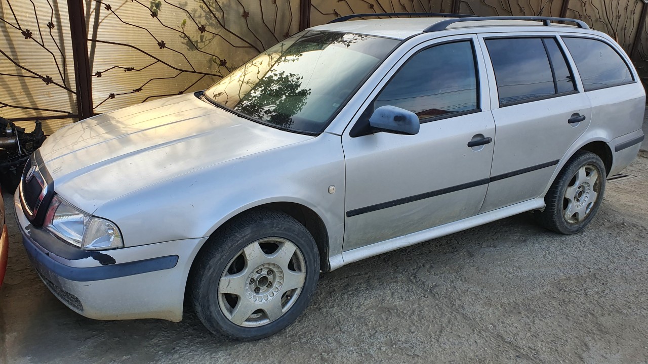 Piese Skoda Octavia 2002