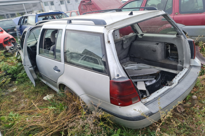 Piese Volkswagen VW Bora [1998 - 2005] Variant wagon 1.9 TDI MT (110 hp)
