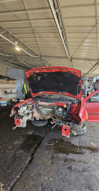 Piese Volkswagen VW Golf 4 [1997 - 2006] Hatchback 5-usi 1.4 MT (75 hp)