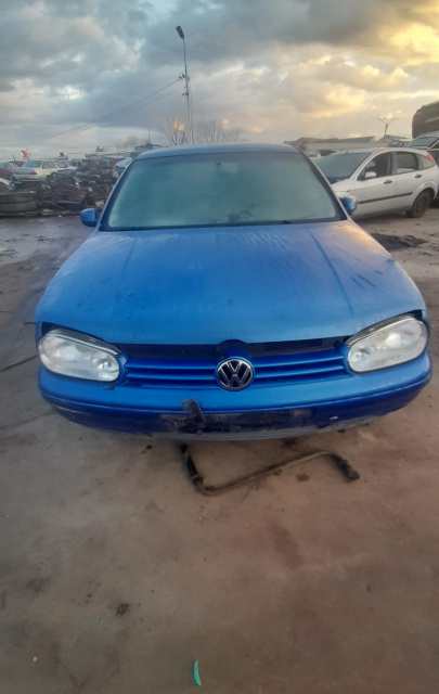 Piese Volkswagen VW Golf 4 [1997 - 2006] Hatchback 5-usi 1.4 MT (75 hp)
