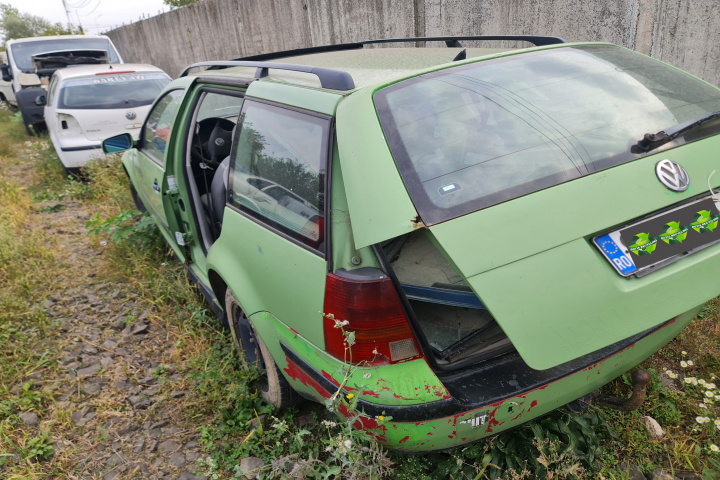 Piese Volkswagen VW Golf 4 [1997 - 2006] wagon 1.9 SDI MT (68 hp)