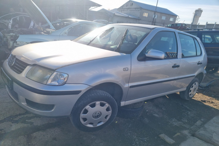Piese Volkswagen VW Polo 3 6N [facelift] [2000 - 2002] Hatchback 5-usi 1.4 16V MT (101 hp)