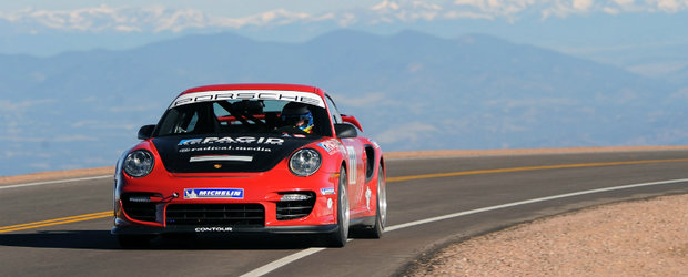 Pikes Peak 2011: Jeff Zwart si Porsche 911 GT2 RS stabilesc un nou record pentru o masina street legal