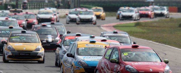 Pilotii PMRacing la start in acest week-end