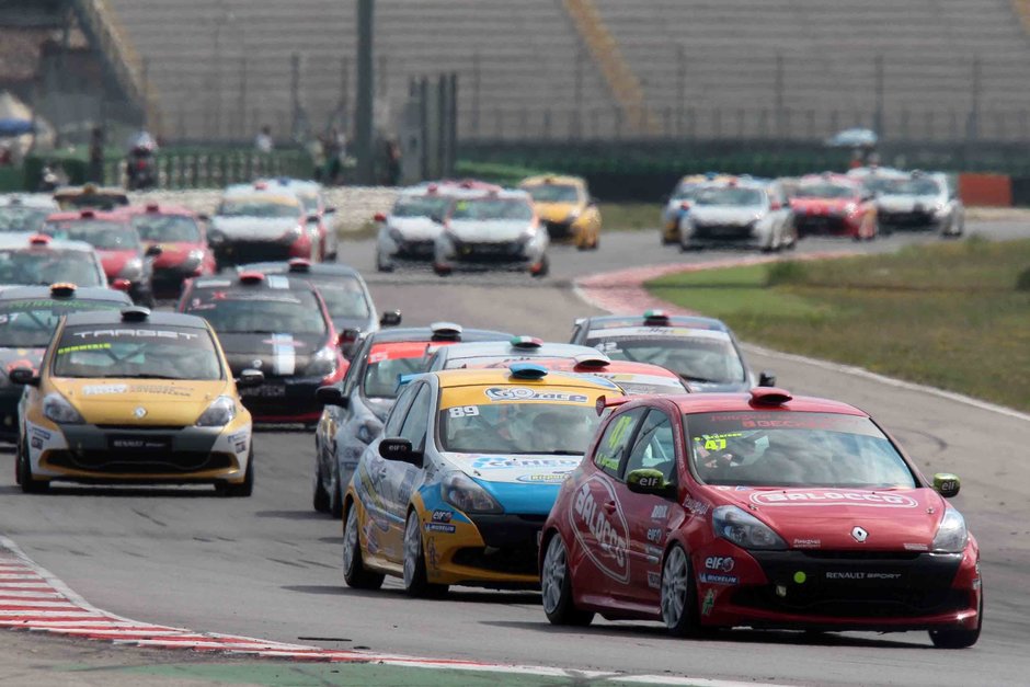 Pilotii PMRacing la start in acest week-end Pilotii PMRacing la start in acest week-end