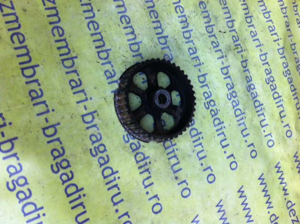 Pinion pompa inalta presiune Renault Clio 2 [1998 - 2005] Hatchback 3-usi 1.5 DCI MT (82 hp) II (BB0/1/2_ CB0/1/2_)