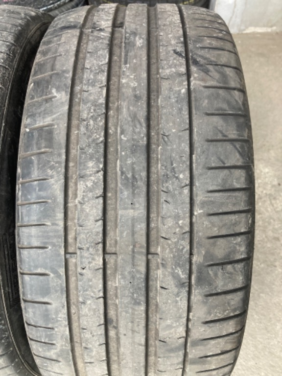 Pirelli 255/35 R21 Dot 2022