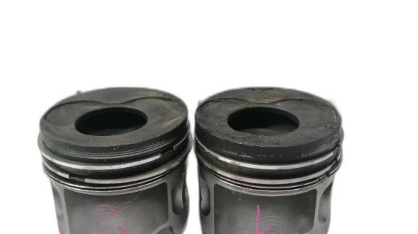 Piston 1/2 Volkswagen Sharan (7M1) Monovolum 2003 1.9 TDI OEM 7M3103000