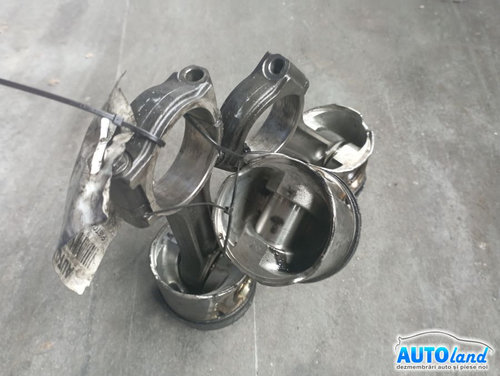 Piston 2.0 DCI 3buc Biele Renault TRAFIC II bus JL 2001