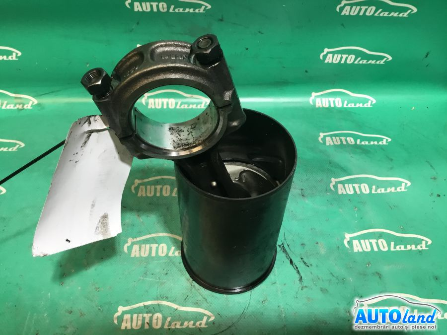 Piston 2.5 D Kia SORENTO JC 2002
