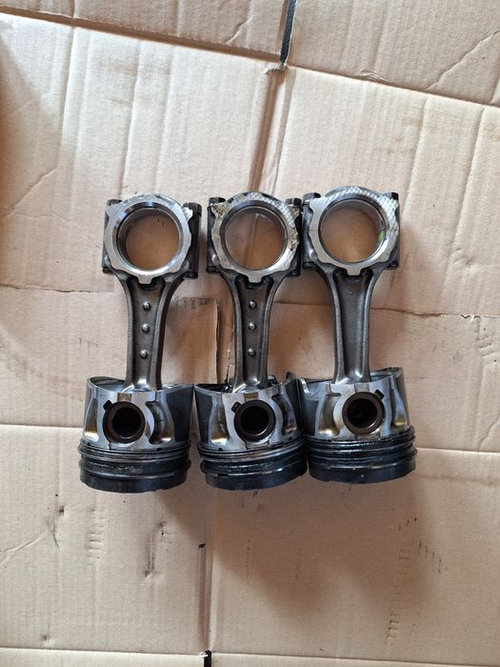 Piston biela 1.7 CDTI Opel Mokka Astra j Meriva B A17DTS A17DTE A17DTE