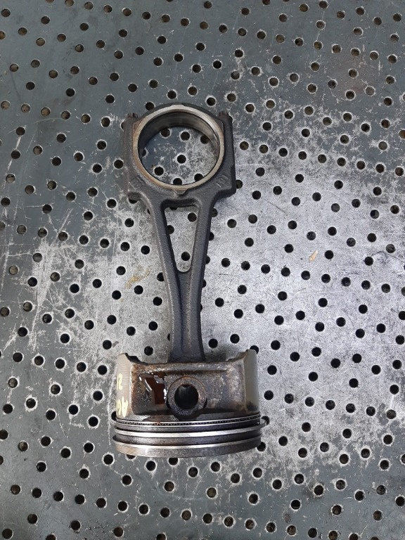 Piston cu biela 1.2 b z12xe opel agila corsa c