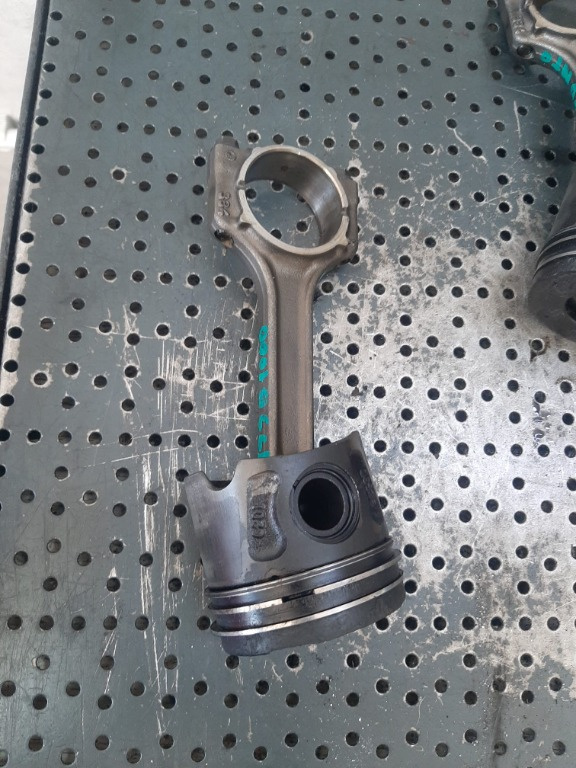 Piston cu biela 1.3 d 199b1000 fiat punto 500 lancia ypsilon euro 5