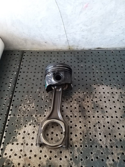 Piston cu biela 1.6 cdti opel astra j 0687776302