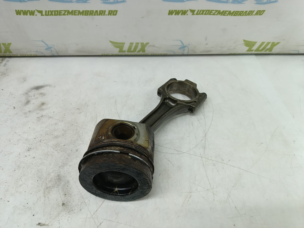 Piston cu biela 1.6 tdi cay Skoda Octavia 3 [2013 - 2017]