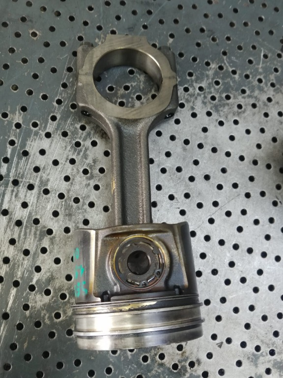 Piston cu biela 1.9 d d19aa suzuki sx4 fiat sedici