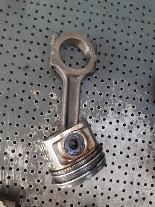 Piston cu biela 1.9 d multijet 939a1000 fiat croma