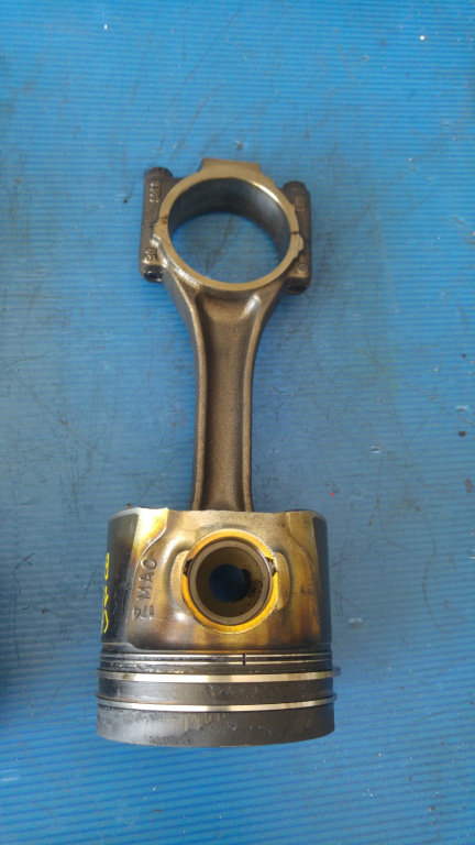 Piston cu biela 1.9 tdi bjb vw caddy