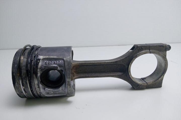 Piston cu biela 2.0 D n47 0840BB BMW Seria 1 E81/E82/E87/E88 [facelift] [2007 - 2012]