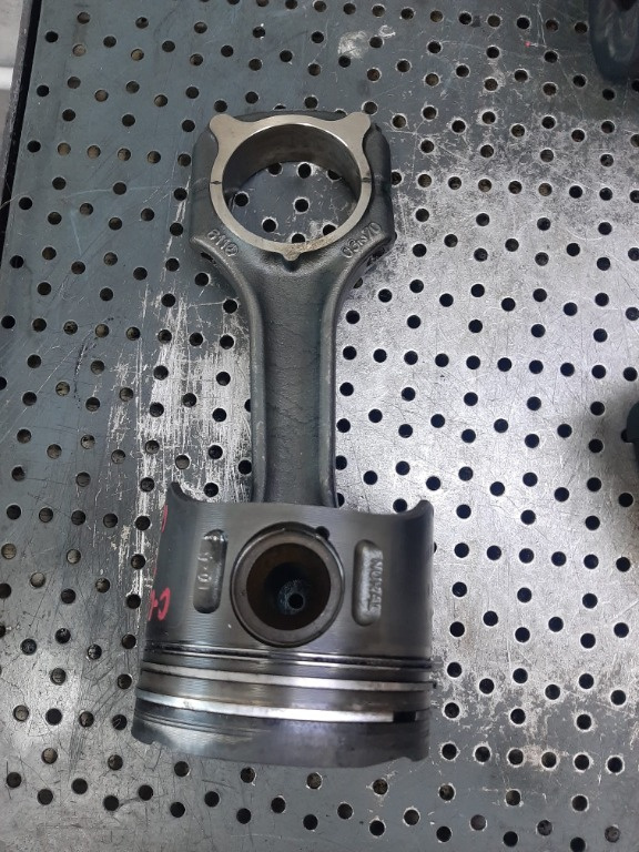 Piston cu biela 2.2 cdi 611962 mercedes c-class w203