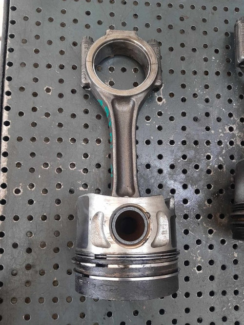 Piston cu biela avf 1.9 tdi audi a4 b6 skoda superb vw passat b6