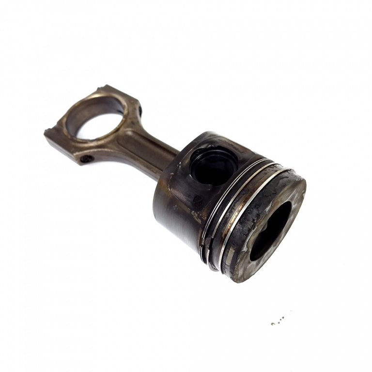 Piston Cu Biela Bmw 1 (E81, E87, E88, E82) 2004-2013 118 D N47 D20 A Motorina 084088