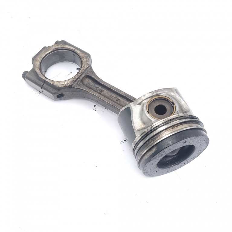 Piston Cu Biela Kia SPORTAGE (JE, KM) 2004 - 2010 Motorina 3C3019, C24C70