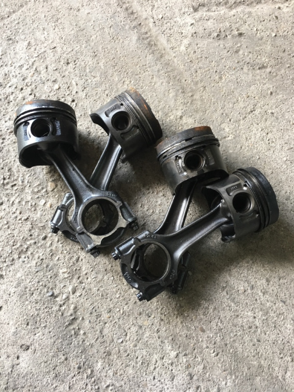 Piston cu biela Mercedes-Benz Vito W638 [1996 - 2003] Minivan 110 D MT (98 hp) 2.3 TD