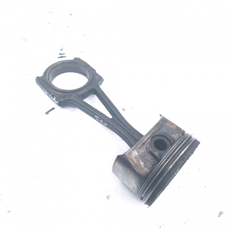 Piston Cu Biela Opel ASTRA H 2004 - 2012 Benzina