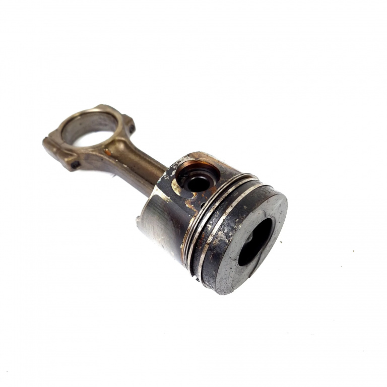 Piston Cu Biela Renault Megane 1 1995-2002 1.9 Dci (La05, La1F) F9Q 732 Motorina