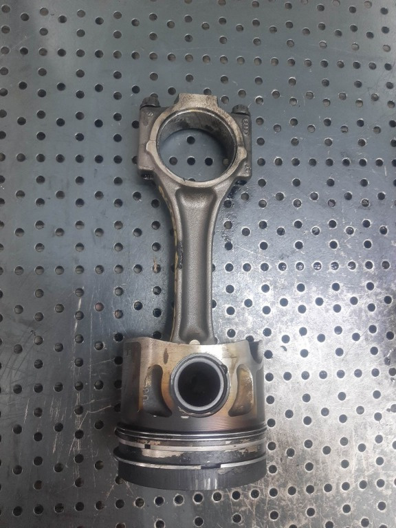 Piston cu biela seat altea 5p vw passat seat leon skoda octavia 2 1.9 tdi bxe