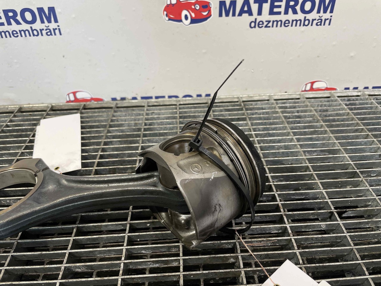 PISTON MERCEDES ML 3.0 CDI - (2005 2011)