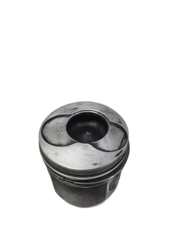 Piston motor 1 / 2 Audi A4 B7 (8E)Berlina 2007 1.9 TDI OEM 038107065HS
