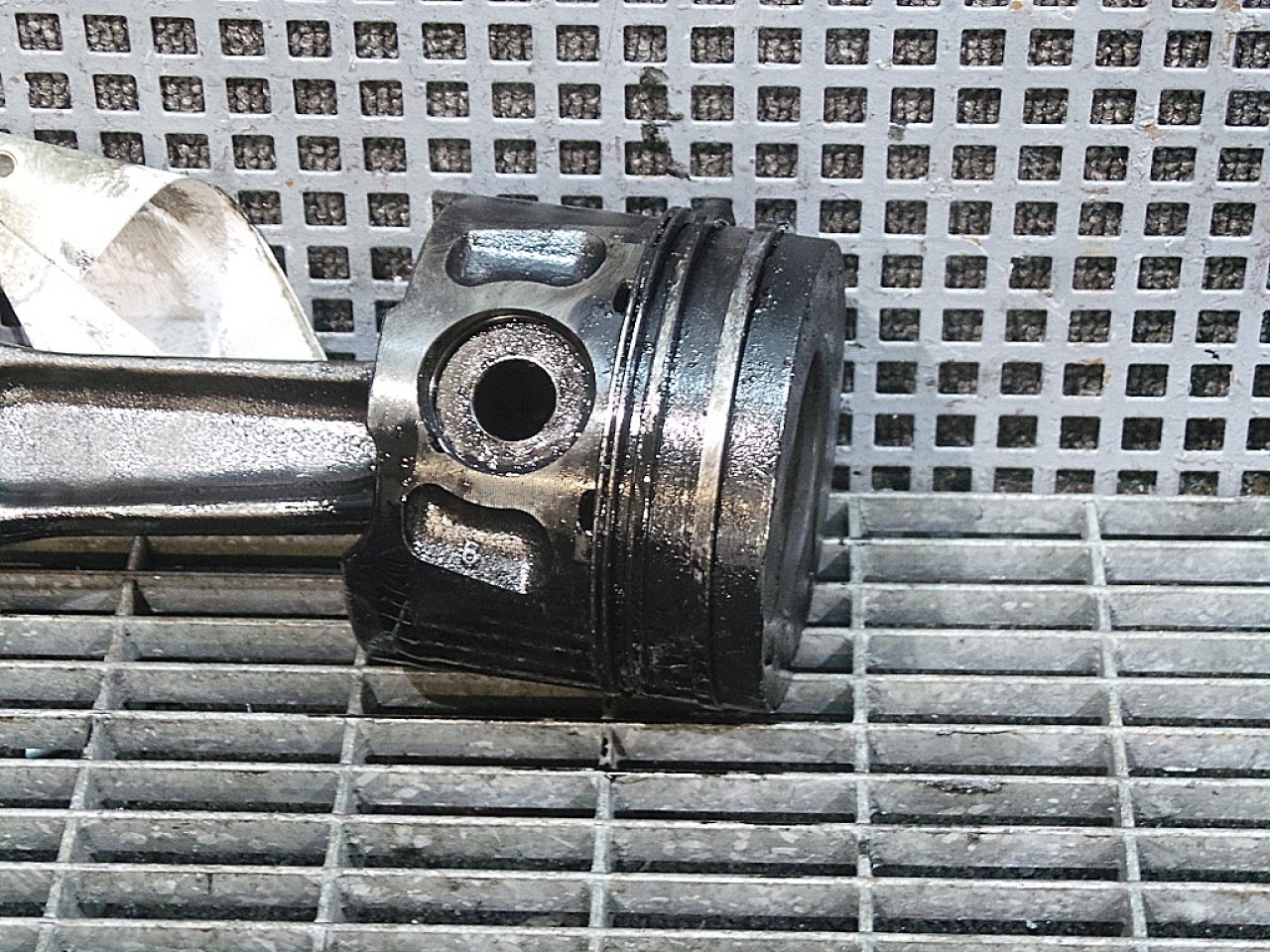 PISTON PEUGEOT EXPERT 2.0 HDI - (2007 2012)