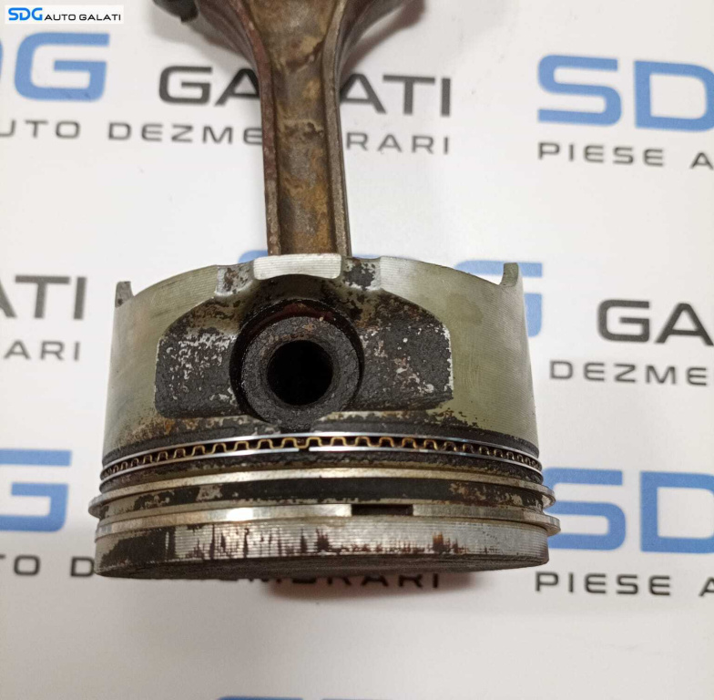 Piston Pistoane cu Biela Dacia Logan 1 1.6 B 2004 - 2012 [X1008]