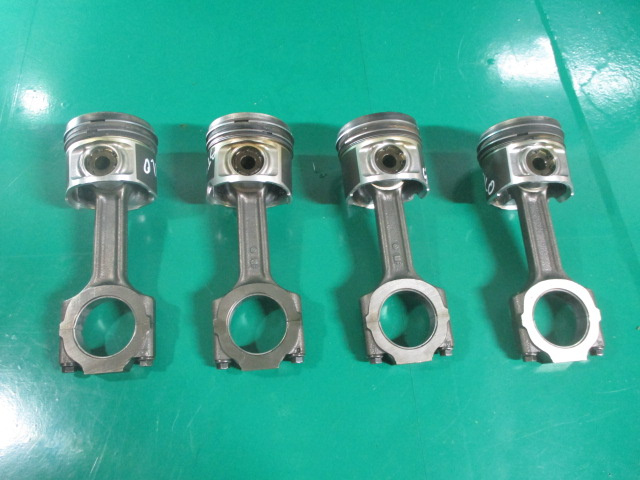PISTON / PISTOANE CU BIELA FIAT STILO 1.9 JTD FAB. 2001 - 2010 ⭐⭐⭐⭐⭐