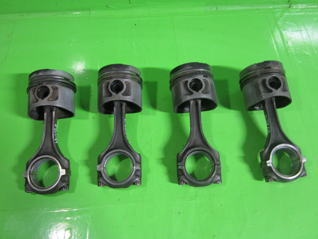 PISTON / PISTOANE CU BIELA MERCEDES-BENZ