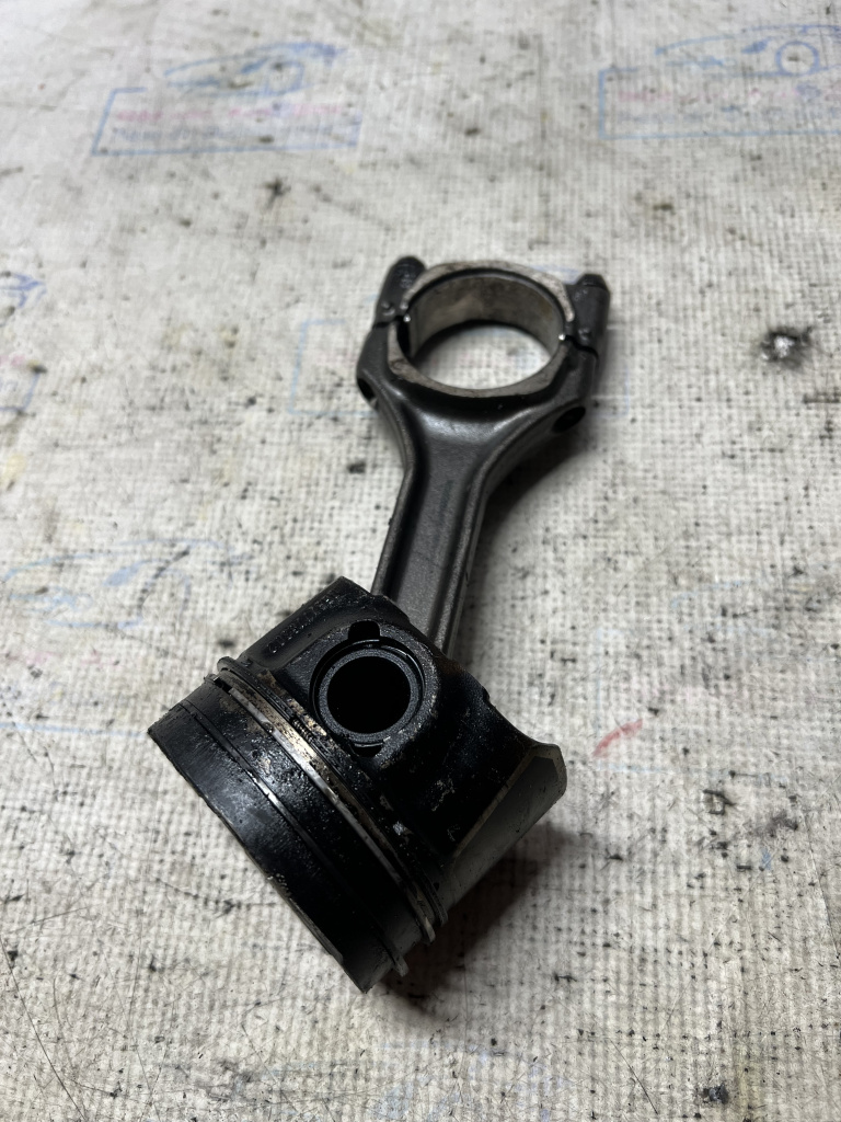 Piston plus biela Opel Astra K 1.6 Motorina 2017