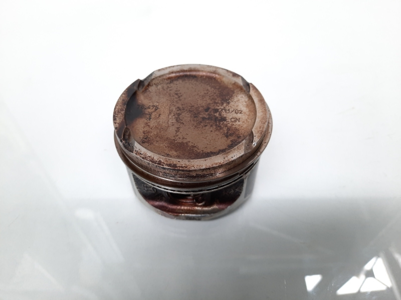 Piston, VW Bora Combi (1J6), 1.6 benz, BCB (idi:603157)