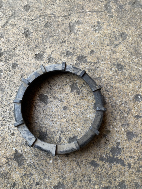 Piulita pompa motorina Volkswagen VW Bora [1998 - 2005] Sedan 1.9 TDI MT (150 hp) (1J2)