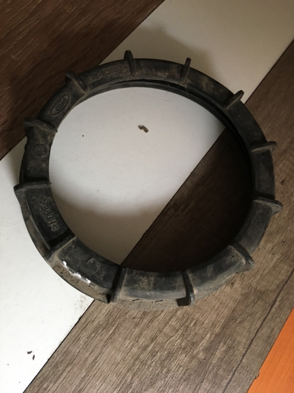 Piulita rezervor Ford Mondeo MK3 [2000 - 2003] wagon 2.0 TDCi 5MT (130 hp) (BWY)