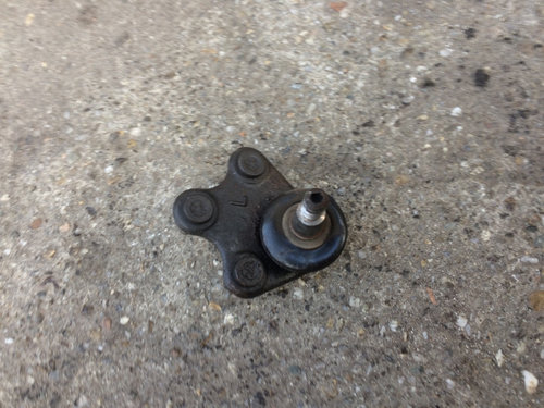 Pivot stanga Skoda Fabia 5J [2007 - 2010] Combi wagon 5-usi 1.4 MT (86 hp) II 5J