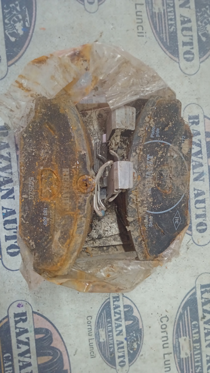 Placute fata Renault Clio, 183688