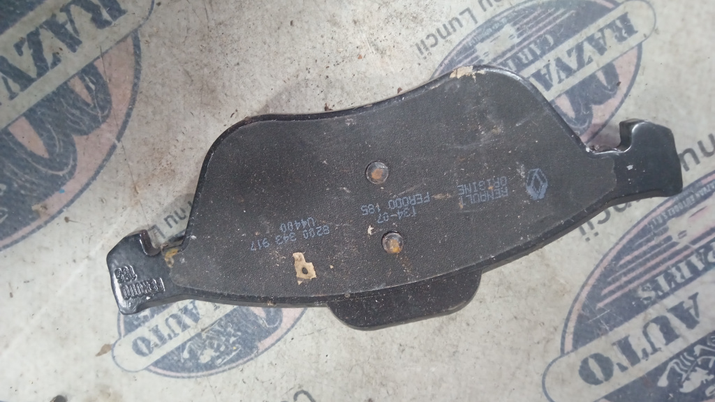 Placute fata Renault Laguna, 8200343917