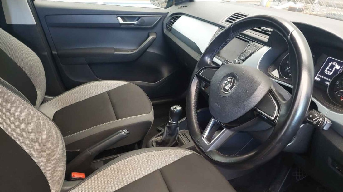 Plafon interior Skoda Fabia 3 2015 HATCHBACK 1.2 i CJZC