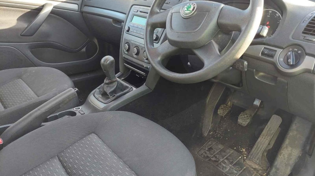 Plafon interior Skoda Octavia 2 2011 BERLINA 1.6 TDI